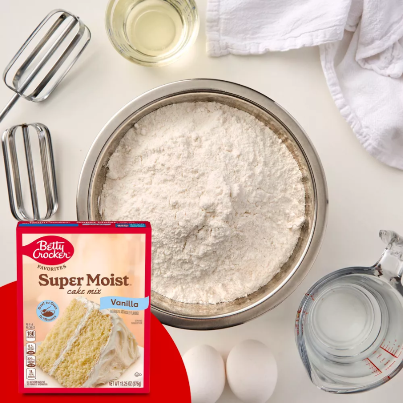 BETTY CROCKER - MÉLANGE À GÂTEAU SUPER MOELLEUX À LA VANILLE  - 13,25OZ