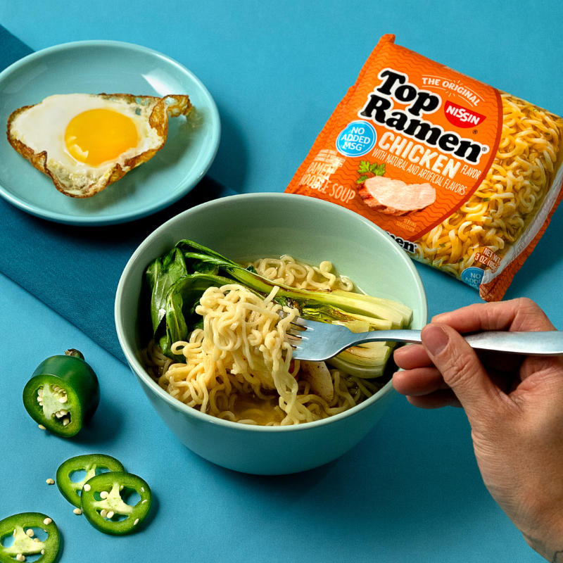 NISSIN - TOP RAMEN SAVEUR POULET - 85 G